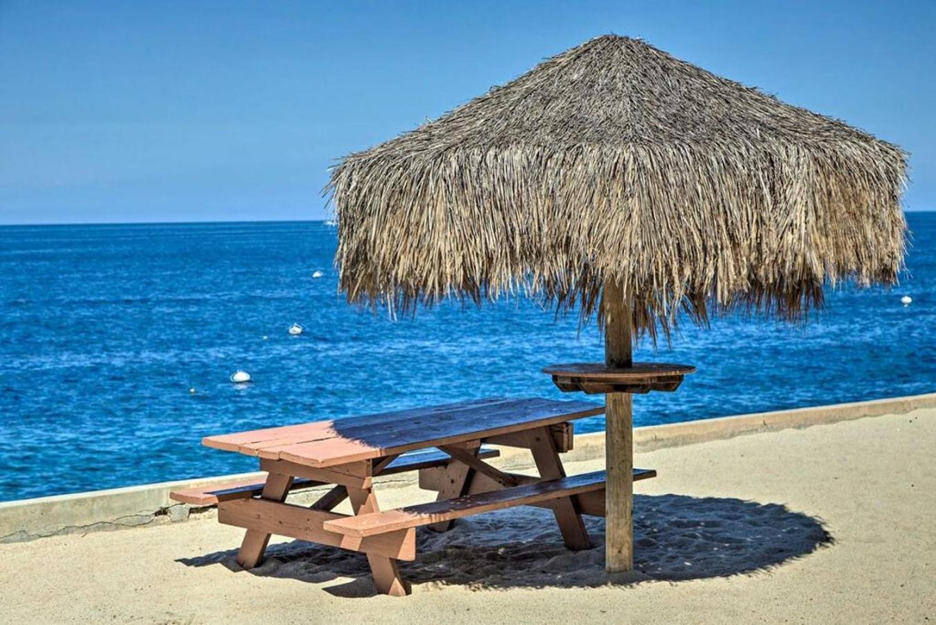 Gorgeous Oceanfront Villa With Panoramic Views Avalon Εξωτερικό φωτογραφία