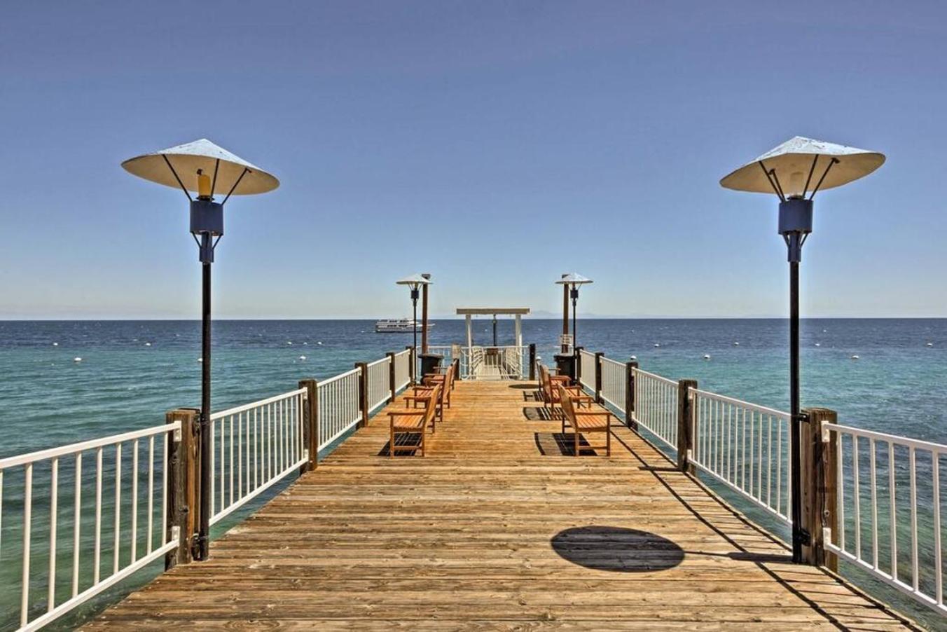 Gorgeous Oceanfront Villa With Panoramic Views Avalon Εξωτερικό φωτογραφία